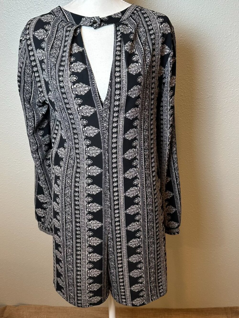ASTR the Label Brocade Keyhole Romper Black White Long Sleeve Boho Festival